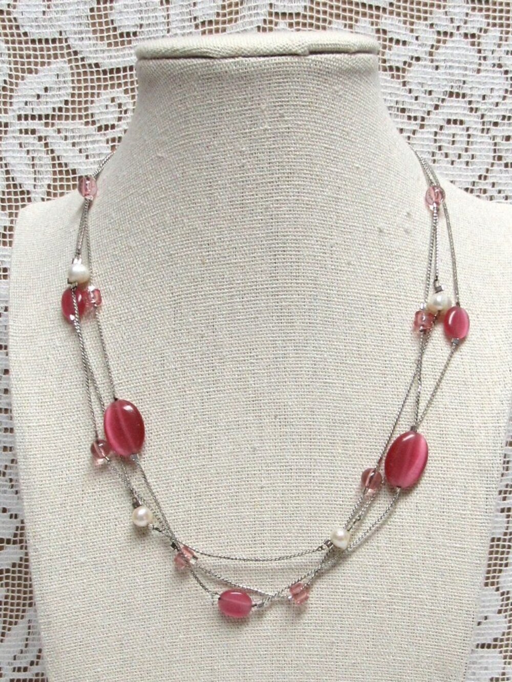 Pretty Triple Strand Layered NECKLACE Pink Beads Faux Pearls Silvertone Adjust